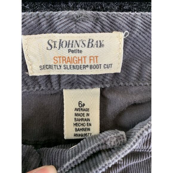 St John’s Bay Women’s Corduroy Pants Straight Fit Bootcut Gray Size 6 P - Picture 3 of 16